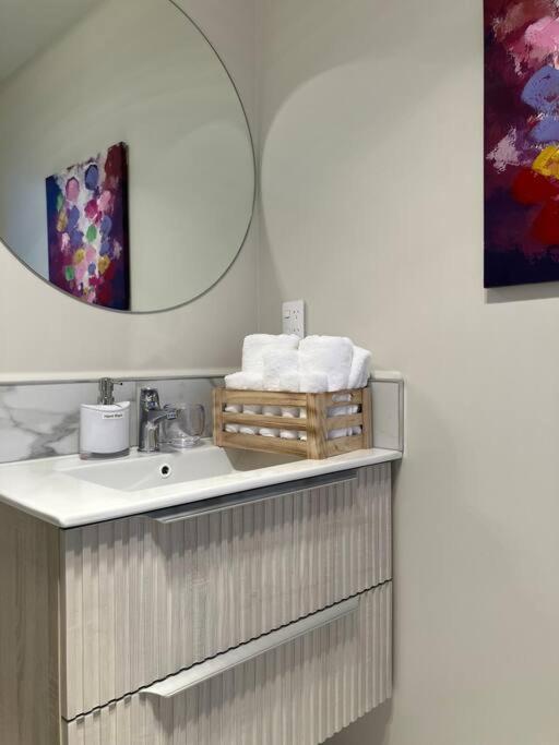 2-Bedroom Ensuite, Close To City, Comfortable, Accessible With Own Parking Christchurch Luaran gambar